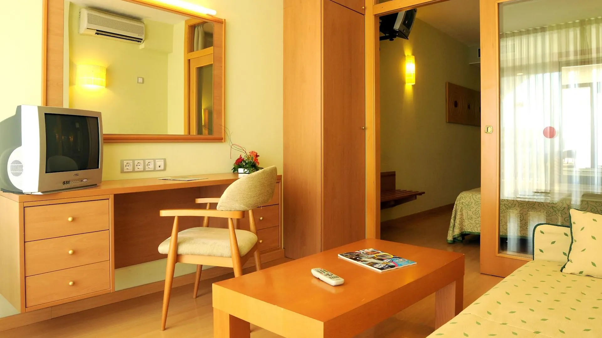 Evenia Olympic Suites Lloret de Mar
